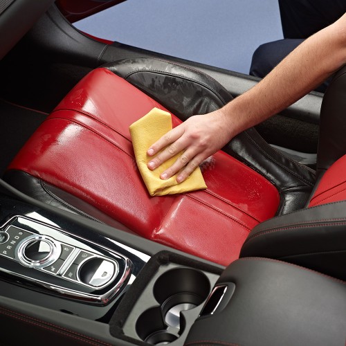 LEATHER CLEANER ΚΑΘΑΡΙΣΤΙΚΟ ΔΕΡΜΑΤΙΝΩΝ ΕΠΕΝΔΥΣΕΩΝ